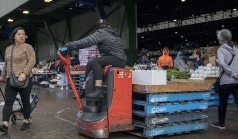 Avustralya'da Enflasyon Çöktü: 3,5 Yılın En Düşük Seviyesiyle Ekonomik Bir Dönüşüm Başlıyor! 1 avustralyada-enflasyon-coktu-35-yilin-en-dusuk-seviyesiyle-ekonomik-bir-donusum-basliyor-b8XfpqIy.jpg
