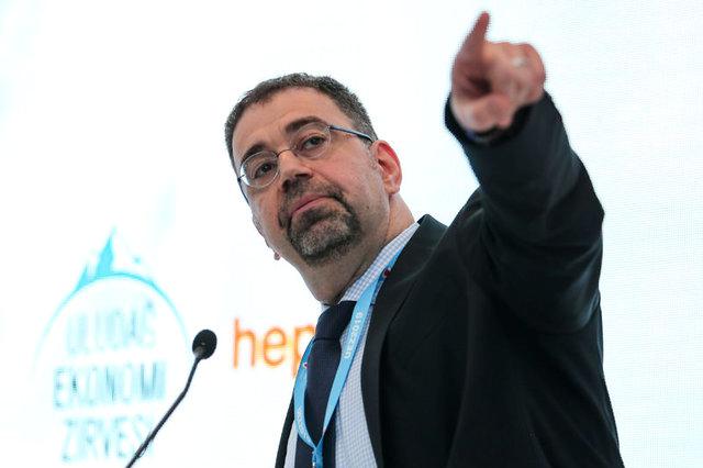 Dünya Ekonomisinin Dehası: Nobel Ödüllü Daron Acemoğlu'nun Hayatı ve Başarıları! 2 Dünya Ekonomisinin Dehası: Nobel Ödüllü Daron Acemoğlu'nun Hayatı ve Başarıları!