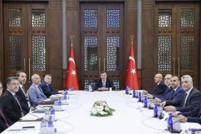 EKK Zirvesinde Dönüşüm Rüzgarları: Yapısal Reformlarla Geleceğe Yön Veriliyor! 4 ekk-zirvesinde-donusum-ruzgarlari-yapisal-reformlarla-gelecege-yon-veriliyor-meNyYYig.jpg