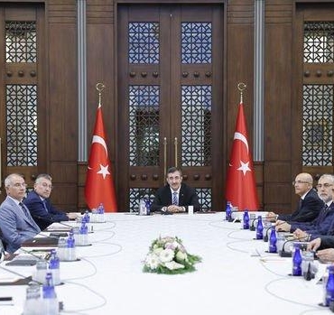 EKK Zirvesinde Dönüşüm Rüzgarları: Yapısal Reformlarla Geleceğe Yön Veriliyor! 7 ekk-zirvesinde-donusum-ruzgarlari-yapisal-reformlarla-gelecege-yon-veriliyor-meNyYYig.jpg