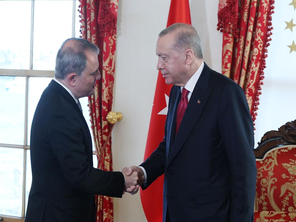Erdoğan, Dört Ülkenin Dışişleri Bakanlarını Tarihi Bir Görüşmede Ağırladı 3 Erdoğan, Dört Ülkenin Dışişleri Bakanlarını Tarihi Bir Görüşmede Ağırladı