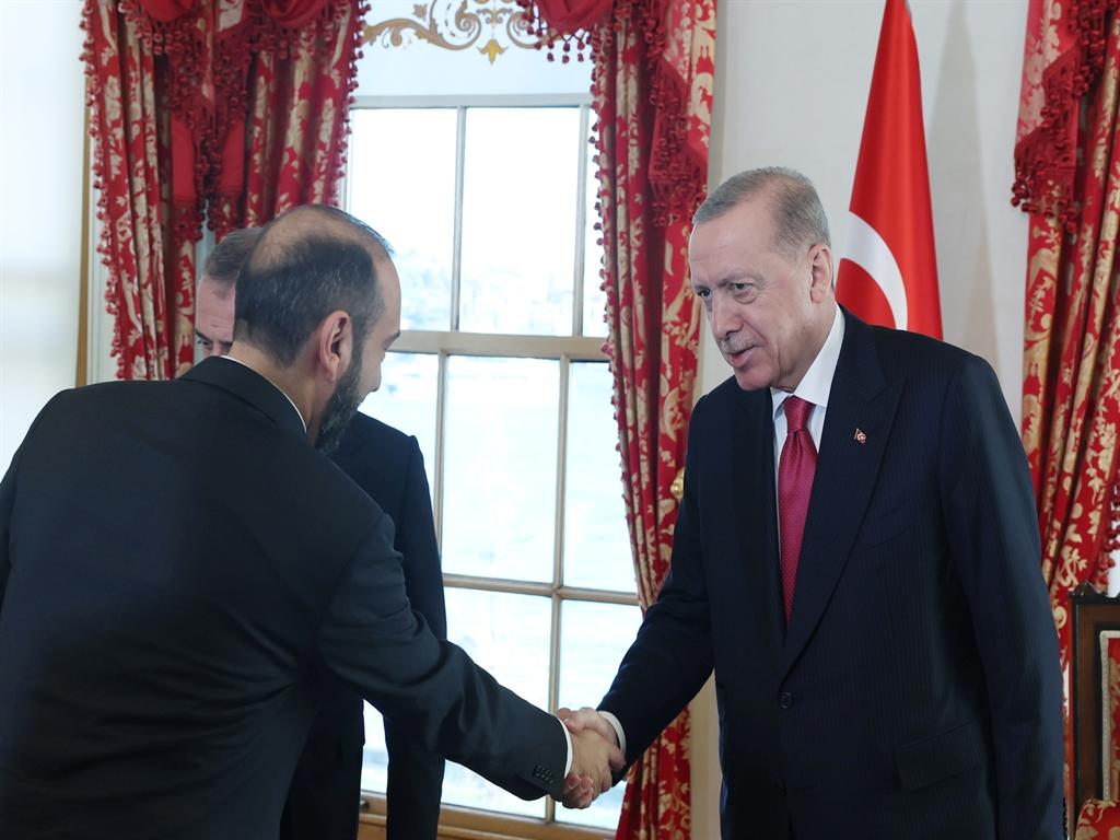 Erdoğan, Dört Ülkenin Dışişleri Bakanlarını Tarihi Bir Görüşmede Ağırladı 5 Erdoğan, Dört Ülkenin Dışişleri Bakanlarını Tarihi Bir Görüşmede Ağırladı