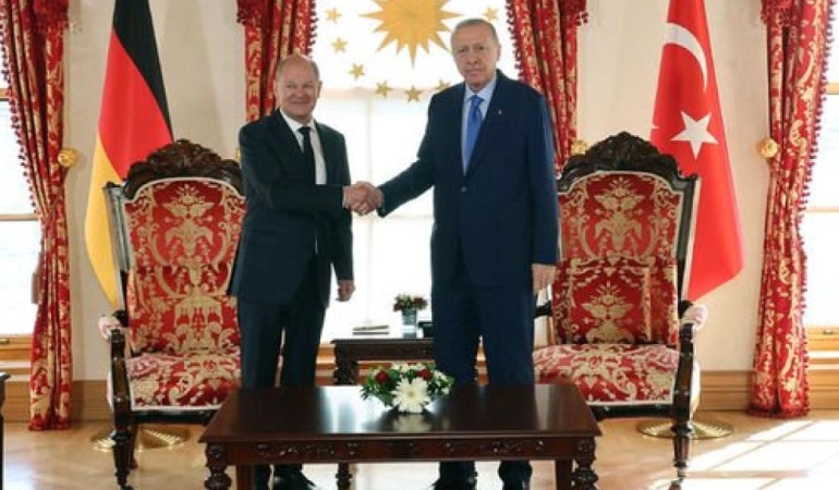 Erdoğan'dan Müjdeli Açıklama: Almanya ile Ticaret Hacmimizi 60 Milyar Dolara Taşıyacağız! 1 erdogandan-mujdeli-aciklama-almanya-ile-ticaret-hacmimizi-60-milyar-dolara-tasiyacagiz-bwudZFPD.jpg