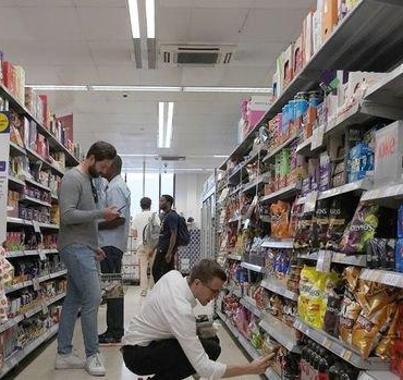 Euro Bölgesi Enflasyonu 2021'den Beri Hedefin Altında: Ekonomide Şok Edici Dönüşüm! 4 euro-bolgesi-enflasyonu-2021den-beri-hedefin-altinda-ekonomide-sok-edici-donusum-fEYBrB36.jpg