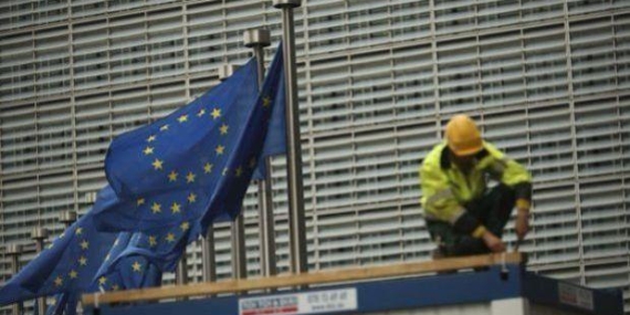 Euro Bölgesinde İmalat Sanayinde 2024’ün Şok Düşüşü: Ekonomik Alarm Zilleri Çalıyor!