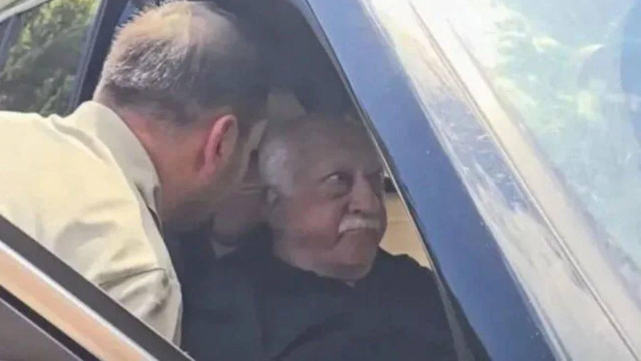 Fetullah Gülen'in Cenazesi: Nereye Gömmek Üzerine Tartışmalar! 2 Fetullah Gülen'in Cenazesi: Nereye Gömmek Üzerine Tartışmalar!