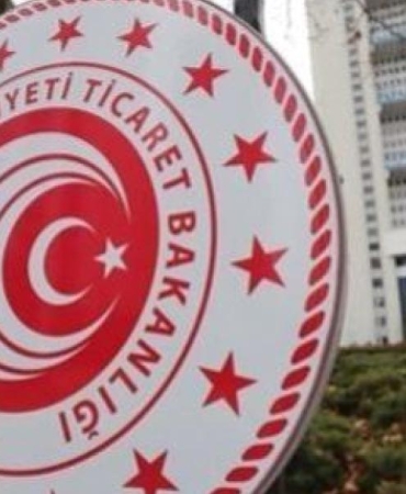 Finansal Kuruluşlara Tüketiciyi Soymanın Cezası: Hükümetten Şok Adım! 9 finansal-kuruluslara-tuketiciyi-soymanin-cezasi-hukumetten-sok-adim-MAAjOFGt.jpg