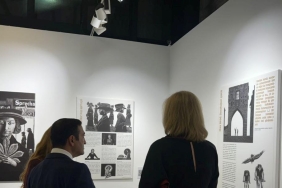 Franz Kafka'nın Gizemli Dünyası: Beyoğlu'nda Açılan İllüstrasyon Sergisi ile Zihinlerimizi Sarsacak Bir Yolculuğa Çıkın! 7 franz-kafkanin-gizemli-dunyasi-beyoglunda-acilan-illustrasyon-sergisi-ile-zihinlerimizi-sarsacak-bir-yolculuga-cikin-9FDxWEXM.jpg