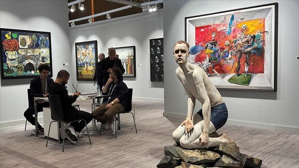 İstanbul'un 19. Edisyonu: Çağdaş Sanatın Kalbinde Neler Gizli? 1 Contemporary İstanbul'un 19. Edisyonu Sanatseverlerle Buluştu