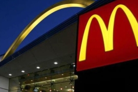 McDonald's Hisselerinde Şok Düşüş: Yatırımcılar Panik İçinde! 3 mcdonalds-hisselerinde-sok-dusus-yatirimcilar-panik-icinde-6Uqjw5tA.jpg