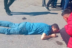 Oto Tamircisinin Silahlı Saldırısına Uğrayan Polis Memuru: Olayın Detayları 9 oto-tamircisinin-silahli-saldirisina-ugrayan-polis-memuru-olayin-detaylari-K8QKmIEP.jpg