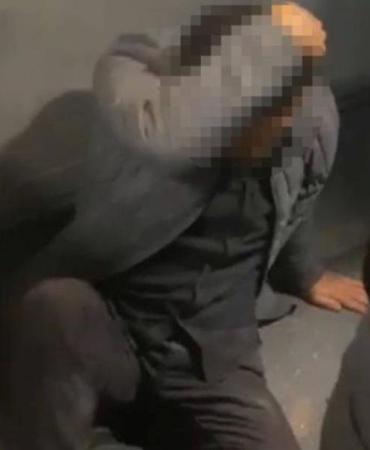 Otobüste Taciz Skandalı: Yolcuların Tepkisi ve Sonrası 5 otobuste-taciz-skandali-yolcularin-tepkisi-ve-sonrasi-DnFZBm9p.jpg