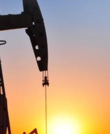 Petrol Fiyatları Zirveye Koşuyor: Yükselişin Arkasındaki Gizemli Güç! 9 petrol-fiyatlari-zirveye-kosuyor-yukselisin-arkasindaki-gizemli-guc-9VaKPA2A.jpg