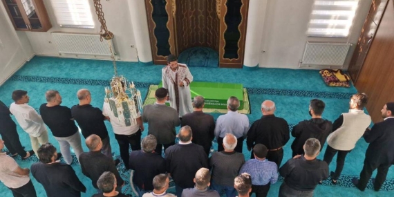 Rojin’in Vanda Bulunan Cenazesi Diyarbakır’da Görkemli Bir Törenle Toprağa Verildi