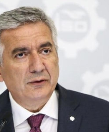 Sanayi Dünyası Alarm Veriyor: Sabır Taşı Sarsılıyor! 8 sanayi-dunyasi-alarm-veriyor-sabir-tasi-sarsiliyor-qRxOhLB4.jpg