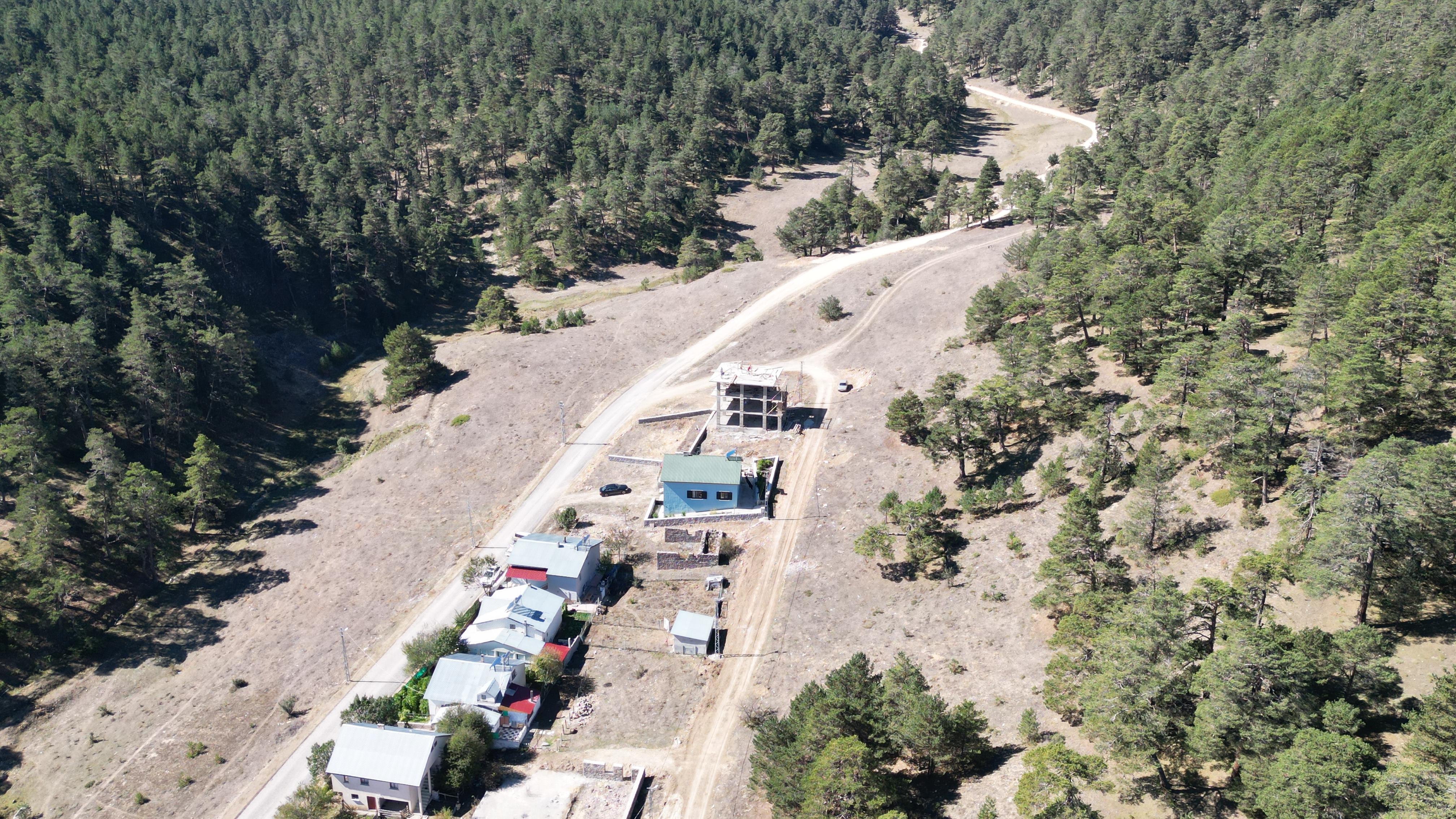 Sivas'ta Dehşet Verici Yayla Yağması: Betonla Yok Edilen Bölge Hakkında Her Şey! 6 Sivas'ta Dehşet Verici Yayla Yağması: Betonla Yok Edilen Bölge Hakkında Her Şey!