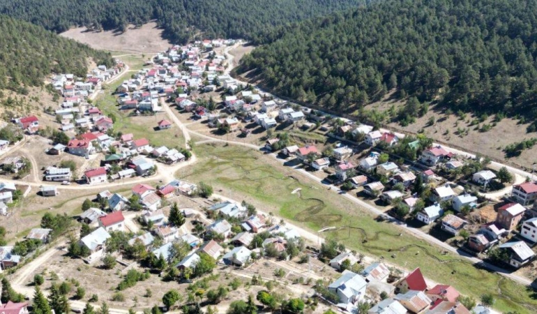 sivasta-dehset-verici-yayla-yagmasi-betonla-yok-edilen-bolge-hakkinda-her-sey-PCK3PRPb.jpg