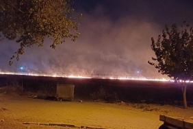 Suriye'de Muhalifler Arasında Şiddetli Çatışmalar; Kilis'e İki Havan Mermisi Düşmesi 15 suriyede-muhalifler-arasinda-siddetli-catismalar-kilise-iki-havan-mermisi-dusmesi-dzSgzerr.jpg