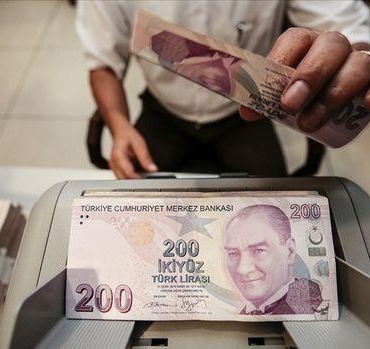Ticari Kredi Büyümesinde Sarsıcı Duraklama: Ekonomik Dalgalar Ne Getirecek? 5 ticari-kredi-buyumesinde-sarsici-duraklama-ekonomik-dalgalar-ne-getirecek-LJ3Yza1W.jpg