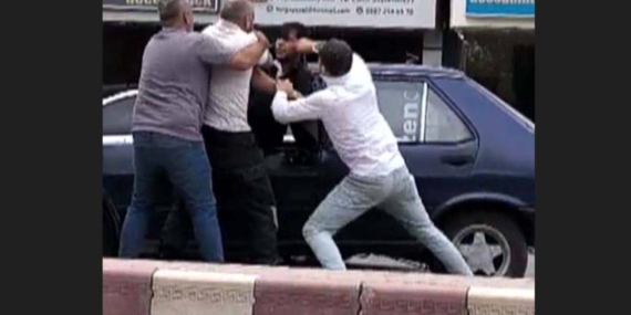 Trafikte Üç Kişinin Gırtlağına Yapıştığı Olay