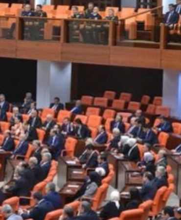 Tüketicileri Korumak İçin Tarihi Adım: TBMM Genel Kurulu'nda Kanun Teklifi! 8 tuketicileri-korumak-icin-tarihi-adim-tbmm-genel-kurulunda-kanun-teklifi-AdaqqW37.jpg
