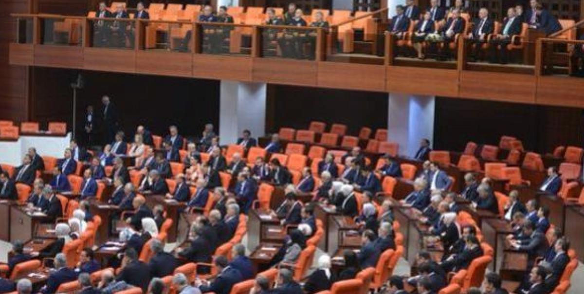 Tüketicileri Korumak İçin Tarihi Adım: TBMM Genel Kurulu'nda Kanun Teklifi! 2 tuketicileri-korumak-icin-tarihi-adim-tbmm-genel-kurulunda-kanun-teklifi-AdaqqW37.jpg