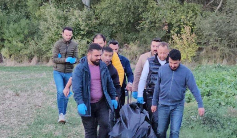 Tunca Nehri Kıyısında Gizemli Bir Erkek Cesedi Keşfi 6 tunca-nehri-kiyisinda-gizemli-bir-erkek-cesedi-kesfi-EnnU8j8r.jpg
