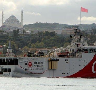 Türkiye, Somali'nin Derinliklerinde Petrol Hazinelerini Keşfetmeye Hazırlanıyor! 8 turkiye-somalinin-derinliklerinde-petrol-hazinelerini-kesfetmeye-hazirlaniyor-JwhhJ8dt.jpg