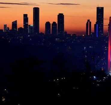 Türkiye'yi Sarsan Finansal Güç: Dört Yabancı Bankanın Ekibi Burada! 5 turkiyeyi-sarsan-finansal-guc-dort-yabanci-bankanin-ekibi-burada-ebj8BpbF.jpg