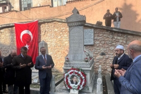 Ziya Gökalp'in Kabri Başında Anma Töreni: Unutulmaz Anların Ardındaki Derin Anlam! 3 ziya-gokalpin-kabri-basinda-anma-toreni-unutulmaz-anlarin-ardindaki-derin-anlam-WfHiihAN.jpg
