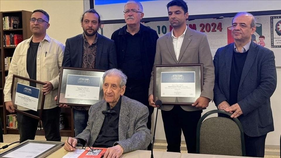 2024 Attila İlhan Edebiyat Ödülleri: Sadece Edebiyatseverlerin Değil, Tüm Türkiye'nin Heyecanla Beklediği Kazananlar Açıklandı! 1 41. Uluslararası İstanbul Kitap Fuarı'nda Ödül Töreni