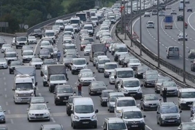 2025'te Otomobil Sektöründe Şok Edici Düşüşler Beklenmiyor! 3 2025te-otomobil-sektorunde-sok-edici-dususler-beklenmiyor-twdUCTiN.jpg