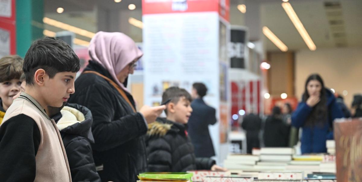21. Ankara Kitap Fuarı: Kitapseverlerin Hayalini Gerçekleştiren Eşsiz Bir Deneyim! 2 21-ankara-kitap-fuari-kitapseverlerin-hayalini-gerceklestiren-essiz-bir-deneyim-hZtaaB73.jpg