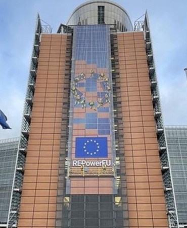 AB'nin Savunma Harcamalarına 300 Milyon Euro'luk Dev Yatırım! 9 abnin-savunma-harcamalarina-300-milyon-euroluk-dev-yatirim-MgZitAS5.jpg