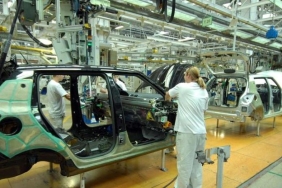 Alman Otomotiv Krizi: Endişe Verici Derinleşme ve Gelecek Tehlikesi! 4 alman-otomotiv-krizi-endise-verici-derinlesme-ve-gelecek-tehlikesi-fJK1YRrh.jpg
