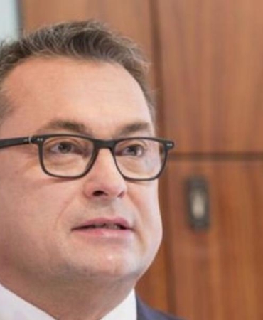 AMB Üyesi Nagel'den Şok Açıklama: Tarife Endişeleri Korkutuyor! 7 amb-uyesi-nagelden-sok-aciklama-tarife-endiseleri-korkutuyor-pIICMDDT.jpg