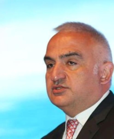 Bakan Ersoy: Türkiye, İlk 9 Ayda 49,2 Milyon Turistle Tarih Yazdı! 3 bakan-ersoy-turkiye-ilk-9-ayda-492-milyon-turistle-tarih-yazdi-1XqiAlMz.jpg