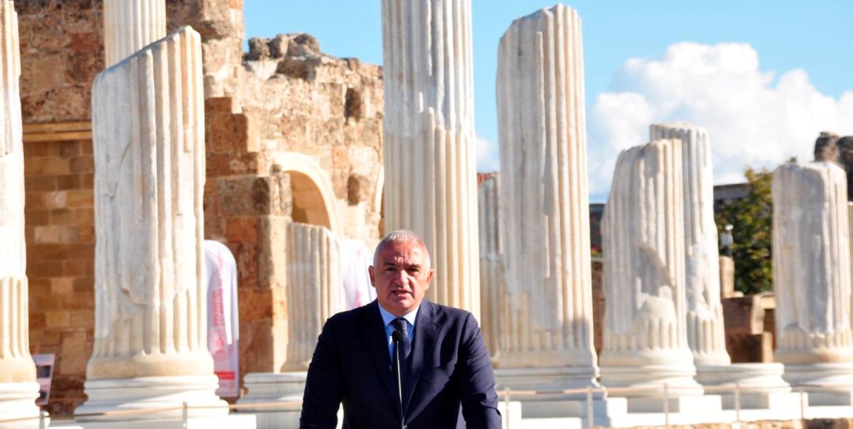 Bakan Ersoy'dan Şok Açıklama: Türk Arkeolojisini Hızla Yükselten Stratejilerle Uluslararası Arenada Nasıl Fark Yarattık? 4 bakan-ersoydan-sok-aciklama-turk-arkeolojisini-hizla-yukselten-stratejilerle-uluslararasi-arenada-nasil-fark-yarattik-juy9ZlzB.jpg