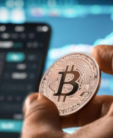 Bitcoin'de Tarihi Zirve: Yeni Rekorla Finans Dünyasını Sarsıyor! 4 bitcoinde-tarihi-zirve-yeni-rekorla-finans-dunyasini-sarsiyor-kAC32Q1R.jpg