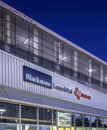 Blackstone, Jersey Mike's'ın Çoğunluk Hissesini Kapıyor! Şirketin Geleceği İçin Çarpıcı Bir Adım! 9 blackstone-jersey-mikesin-cogunluk-hissesini-kapiyor-sirketin-gelecegi-icin-carpici-bir-adim-1AfYHZav.jpg