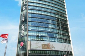 Denizbank'tan Dört Dilli Finansal Devrim: Sendikasyon Anlaşması! 3 denizbanktan-dort-dilli-finansal-devrim-sendikasyon-anlasmasi-NFwAmzC6.jpg