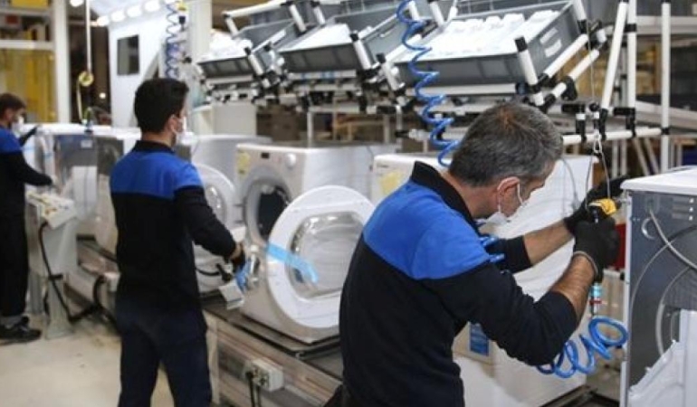 Dipten Yükseliş: PMI Verileriyle Ekonomideki Daralma Alarmı! 6 dipten-yukselis-pmi-verileriyle-ekonomideki-daralma-alarmi-H8LhPKNU.jpg