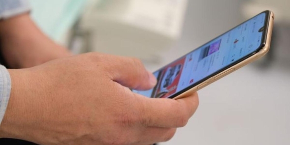 Dünyayı Sarsan Geri Dönüş: Küresel Akıllı Telefon Satışlarında Şaşırtıcı Yükseliş!