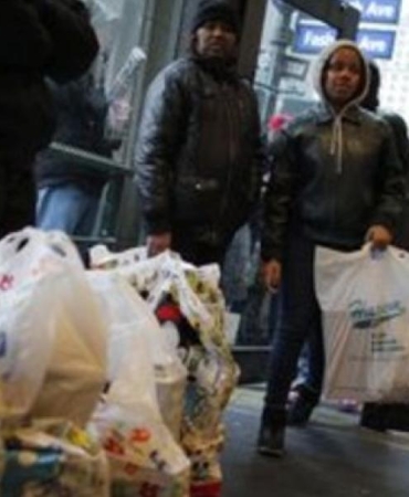 Ekim'de ABD Perakende Satışları Rekor Kırdı: Tüketici Gücü Yeniden Canlanıyor! 8 ekimde-abd-perakende-satislari-rekor-kirdi-tuketici-gucu-yeniden-canlaniyor-B2klwpHs.jpg