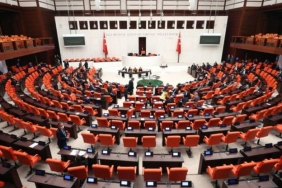 Ekonomi ve Siyasette Sarsıcı Gelişmeler: 19 Kasım 2024'ün Gündemi! 2 ekonomi-ve-siyasette-sarsici-gelismeler-19-kasim-2024un-gundemi-rf8MBLKL.jpg