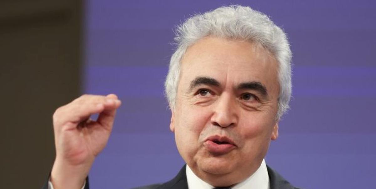 Enerji Devrimi: UEA Başkanı Birol, Türkiye'nin Hedeflerine Işık Tutuyor! 2 enerji-devrimi-uea-baskani-birol-turkiyenin-hedeflerine-isik-tutuyor-Pdlpyxmg.jpg