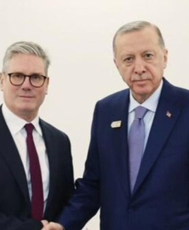 Erdoğan ve Starmer'ın Tarihi Buluşması: İki Lider, Geleceği Şekillendiriyor! 4 erdogan-ve-starmerin-tarihi-bulusmasi-iki-lider-gelecegi-sekillendiriyor-kMQWNBzT.jpg