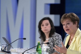 IMF Başkanı: Yapay Zeka, Ekonomiyi Değiştirecek Güçte Bir Devrim! 6 imf-baskani-yapay-zeka-ekonomiyi-degistirecek-gucte-bir-devrim-t4RF2IpN.jpg