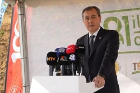 İş Bankası'ndan Çarpıcı Açıklama: Asgari Ücretin Çok Yüzlü Gerçekleri! 2 is-bankasindan-carpici-aciklama-asgari-ucretin-cok-yuzlu-gercekleri-mnte1hNk.jpg