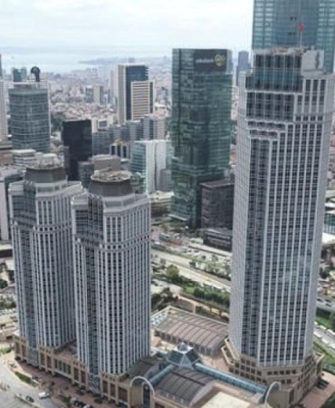 is-bankasinin-muhtesem-sendikasyon-hamlesi-finans-dunyasinda-yeni-bir-donem-basliyor-UNczKxB1.jpg